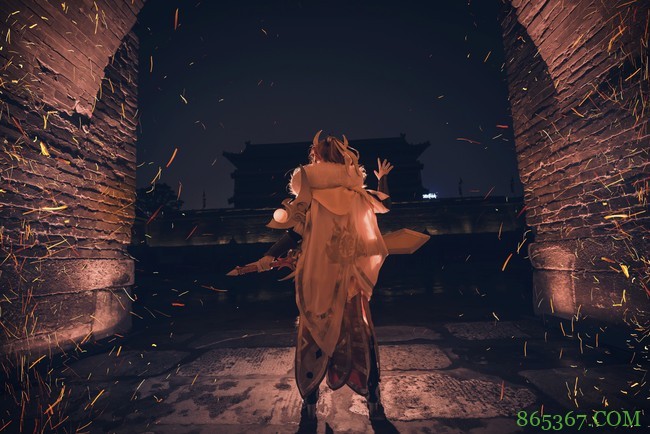 cos：王者荣耀-冠军飞将花木兰。