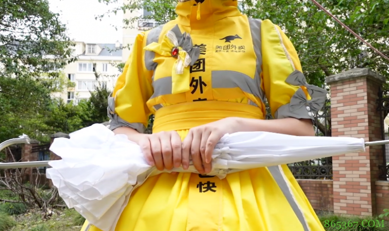 穿LO装汉服上班上学越来越常见,我很支持,但有一种行为坚决反对