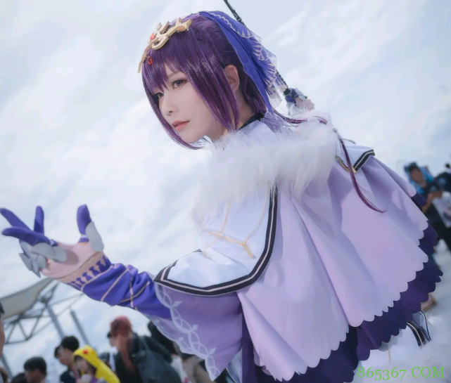 别看不起那些酒店里搞的小漫展，可能比大展还赚钱，关键是成本低