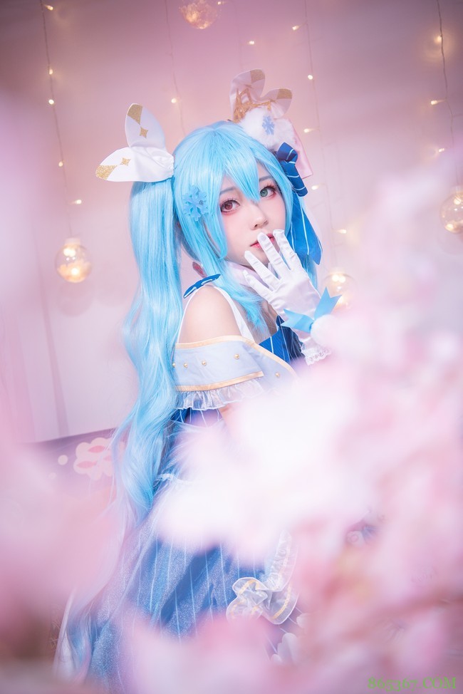 cos：初音未来，冬末MIKU。