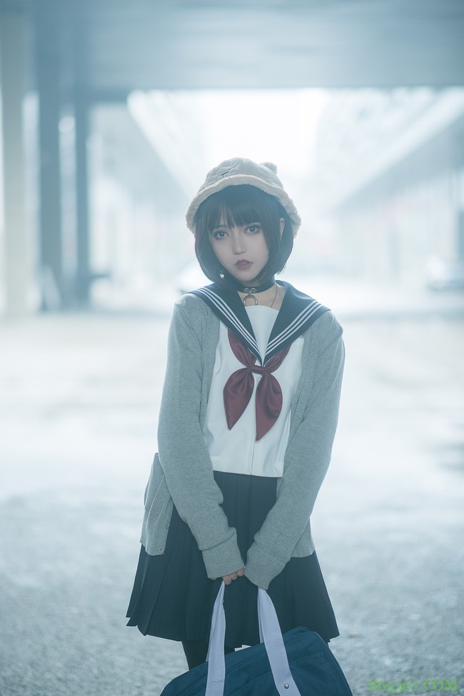 短发精灵JK制服小姐姐。