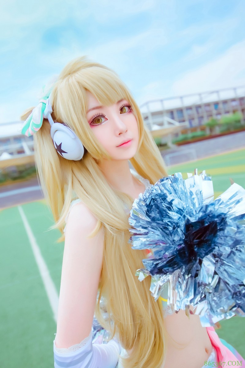 cos:南小鸟,拉拉队长觉醒。