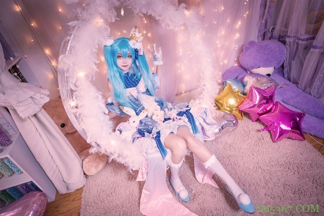 cos：初音未来，冬末MIKU。
