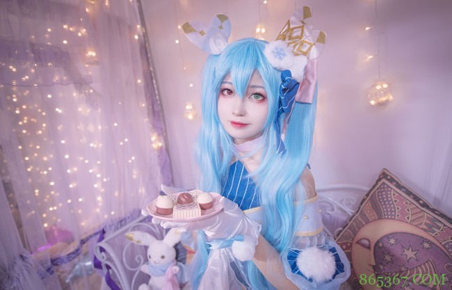 cos：初音未来，冬末MIKU。