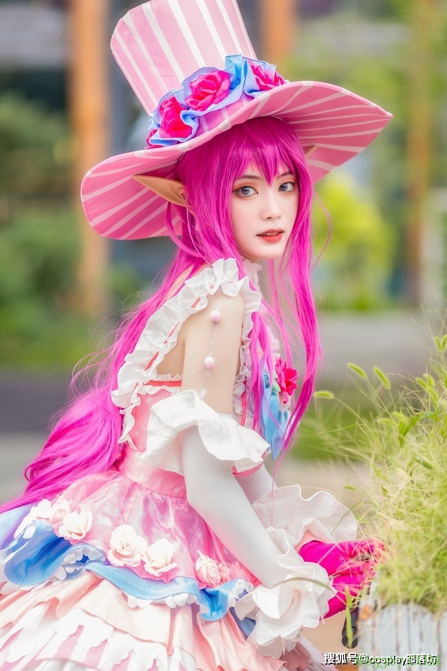 cos：伊丽莎白巴托里cos正片@千袖