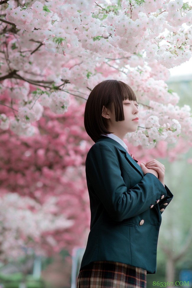 JK少女，愿所有人都被温柔相待。