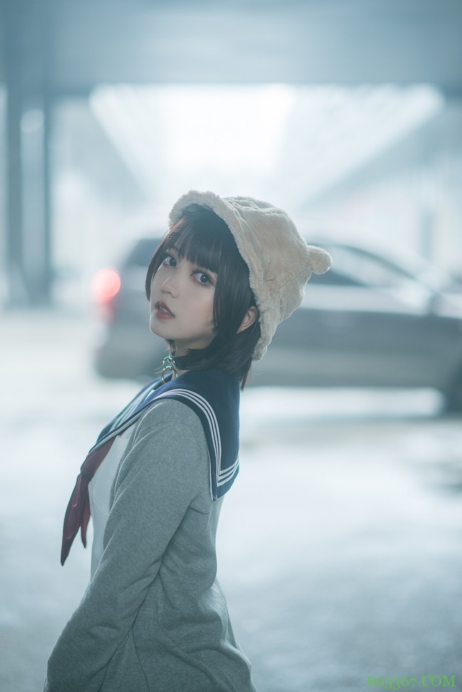 短发精灵JK制服小姐姐。