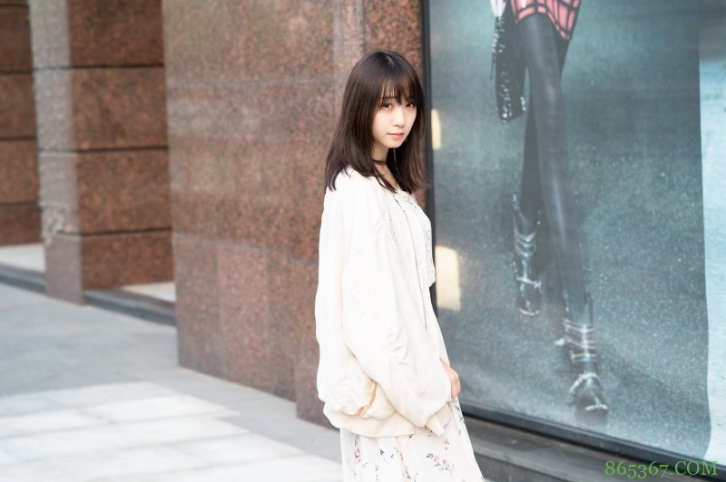 女神Coser「伊织萌」最新写真照出炉!超火辣「围裙」让粉丝疯狂