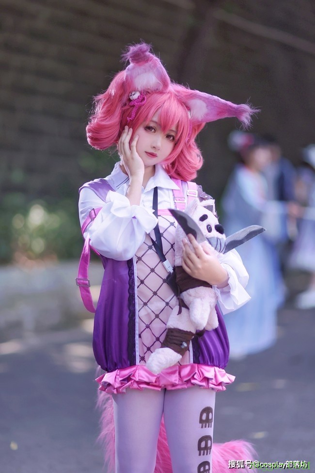 cos：明日方舟巫恋cos正片@：秋笙