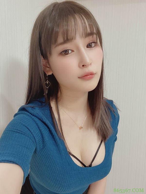 重回事务所!最强刺青妹子拍片啦!