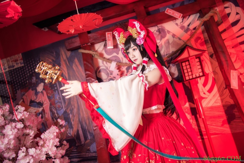 cos：东方project-你会喜欢这么可爱的灵梦吧。