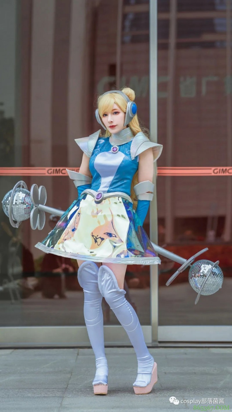 cos:英雄联盟拉克丝科幻复古风cos正片@嚎哭深渊王者枫