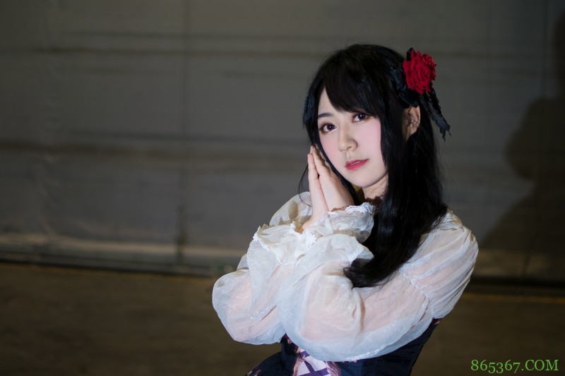 洛丽塔场照,小姐姐的蓬蓬裙特别有仙气。