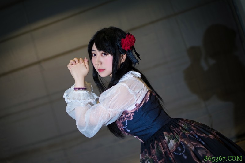 洛丽塔场照,小姐姐的蓬蓬裙特别有仙气。