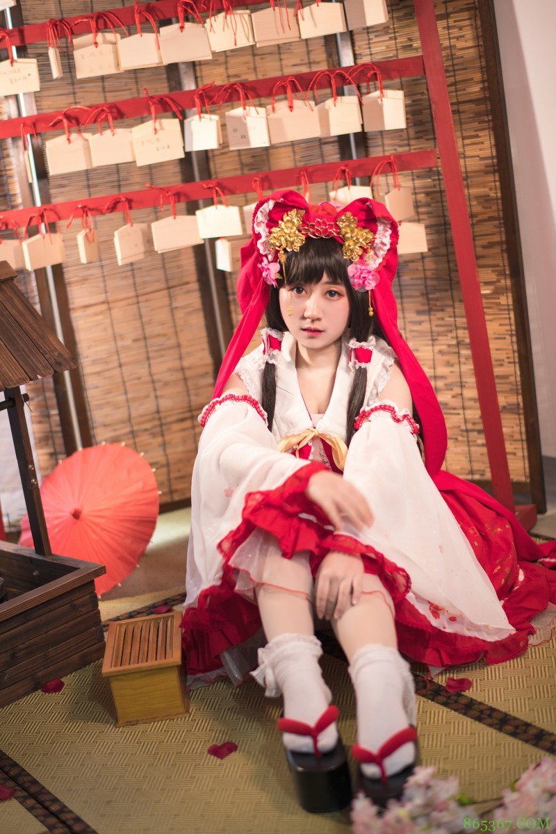 cos：东方project-你会喜欢这么可爱的灵梦吧。