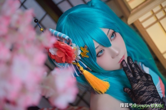 cos:公主殿下初音和服cos正片@酥乣是个屑