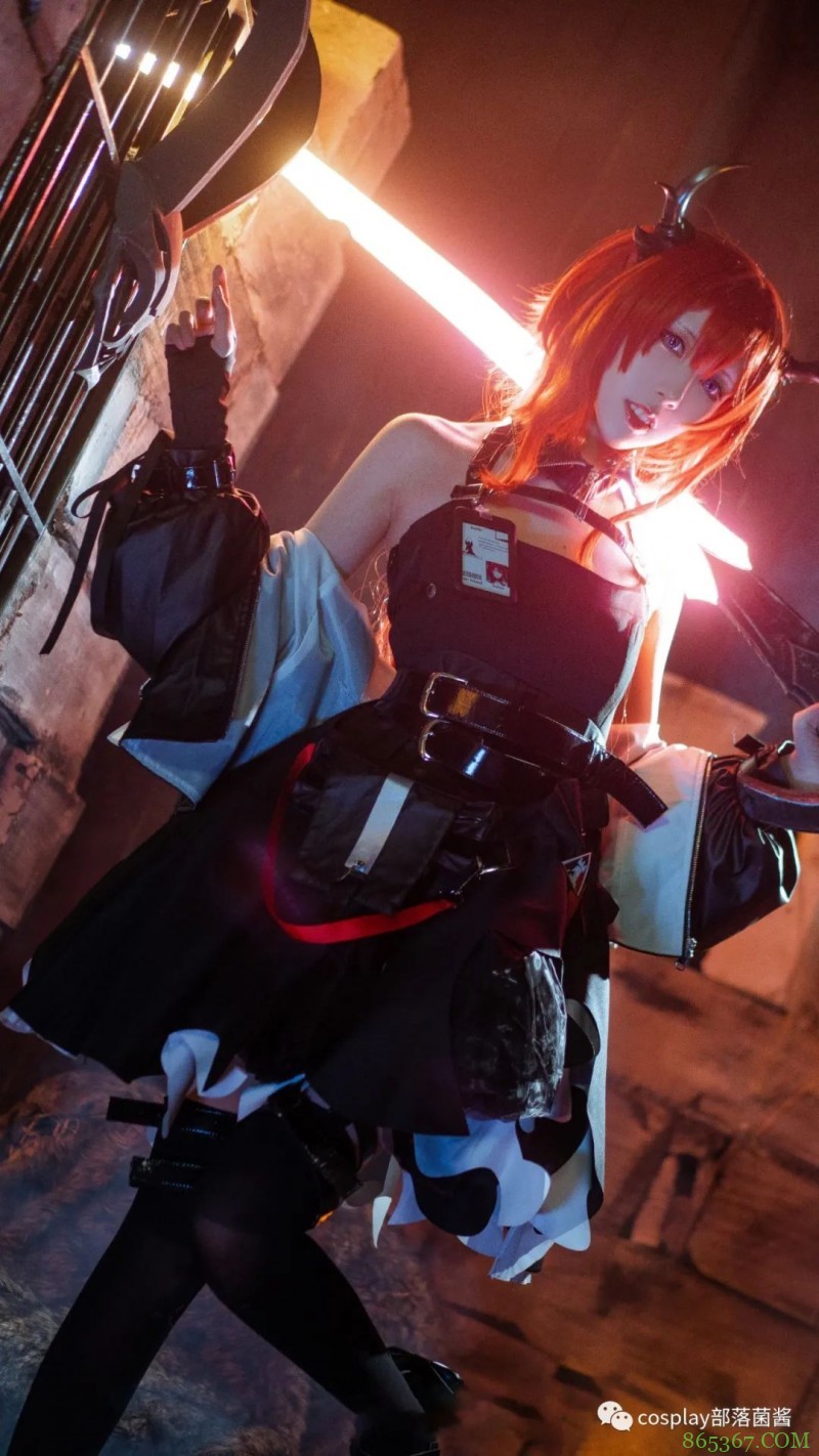 cos：明日方舟史尔特尔cos正片@栗猫坏坏子