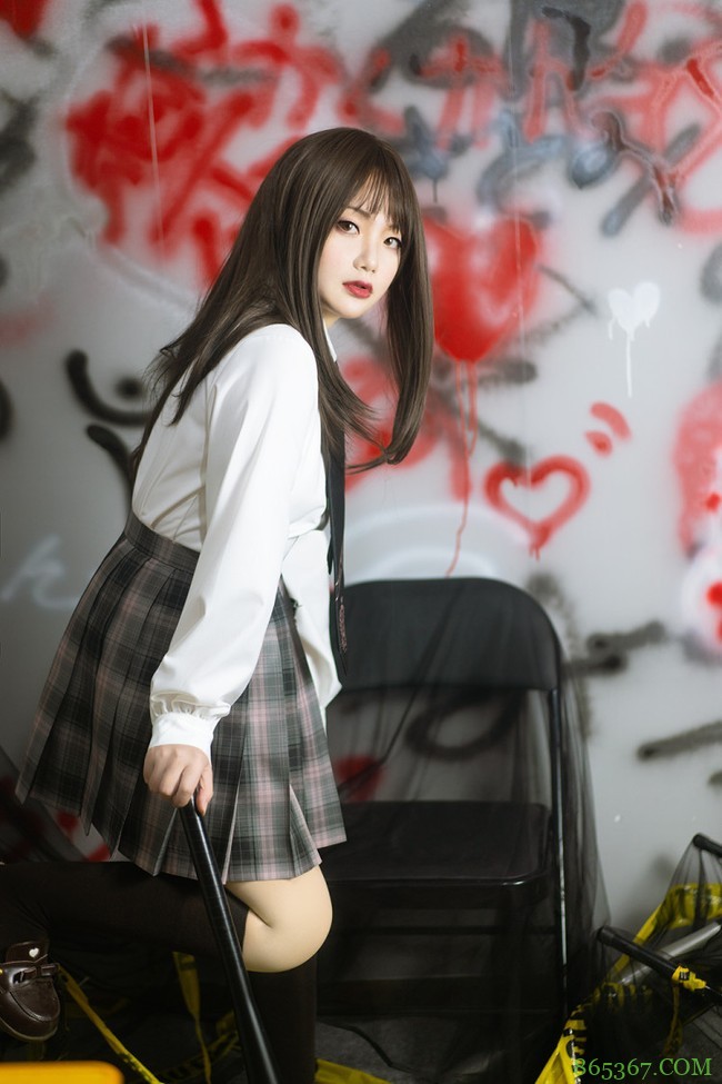 JK制服:个性十足的酷酷女孩