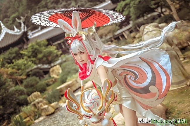 cos：王者荣耀公孙离祈雪灵祝cos正片@胤狐青火