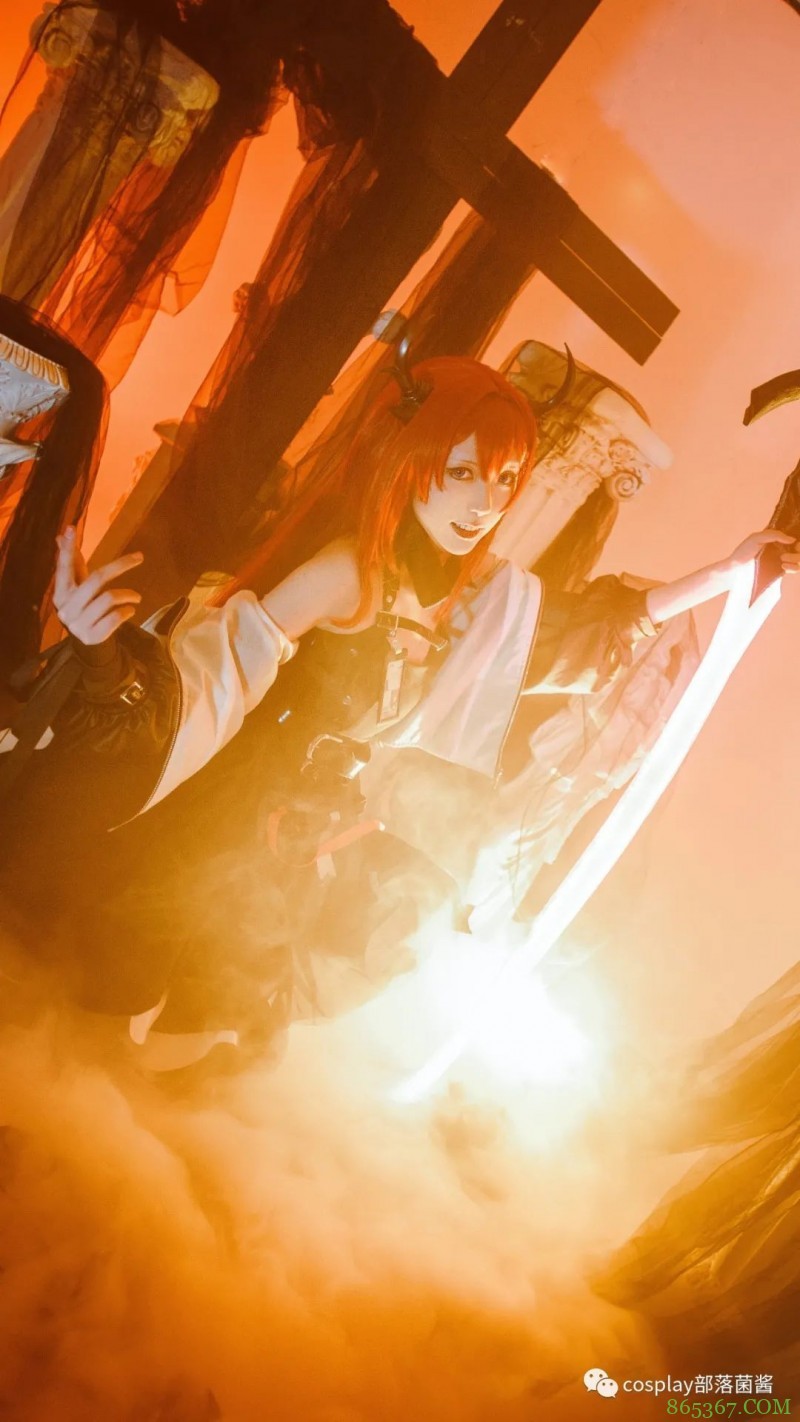 cos：明日方舟史尔特尔cos正片@栗猫坏坏子