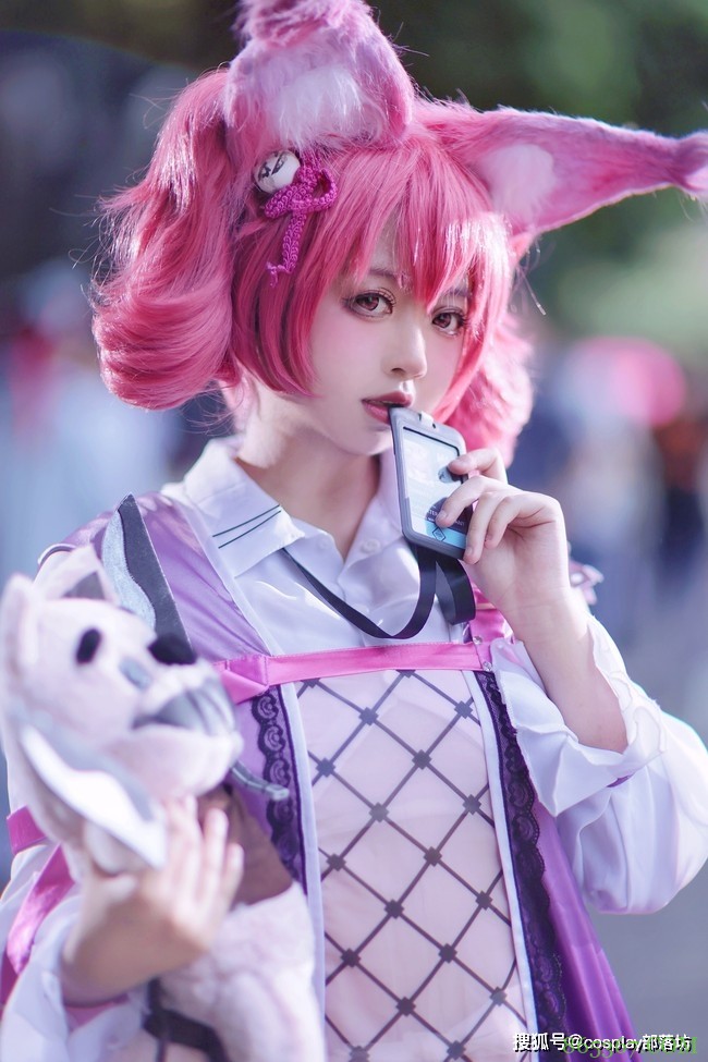 cos：明日方舟巫恋cos正片@：秋笙