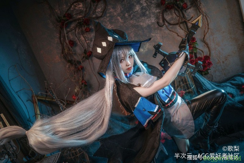 cos:明日方舟斯卡蒂cos正片@歌梨