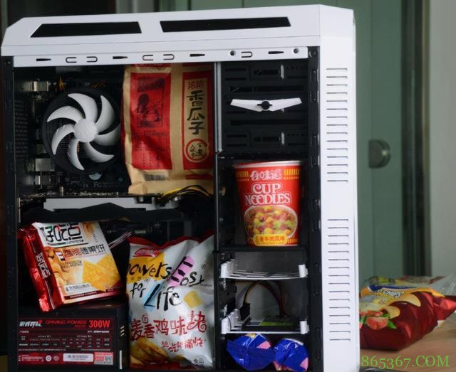 小破站UP主自以为幽默,开个玩笑把自己号开没了