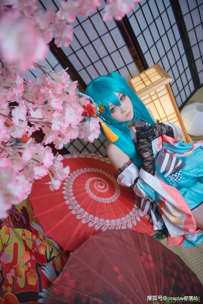 cos:公主殿下初音和服cos正片@酥乣是个屑