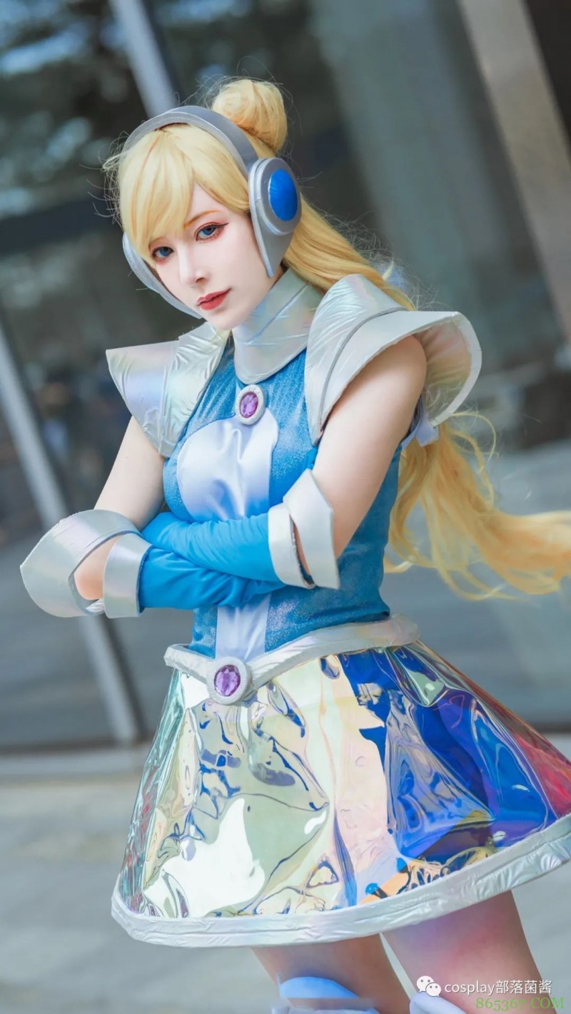 cos:英雄联盟拉克丝科幻复古风cos正片@嚎哭深渊王者枫