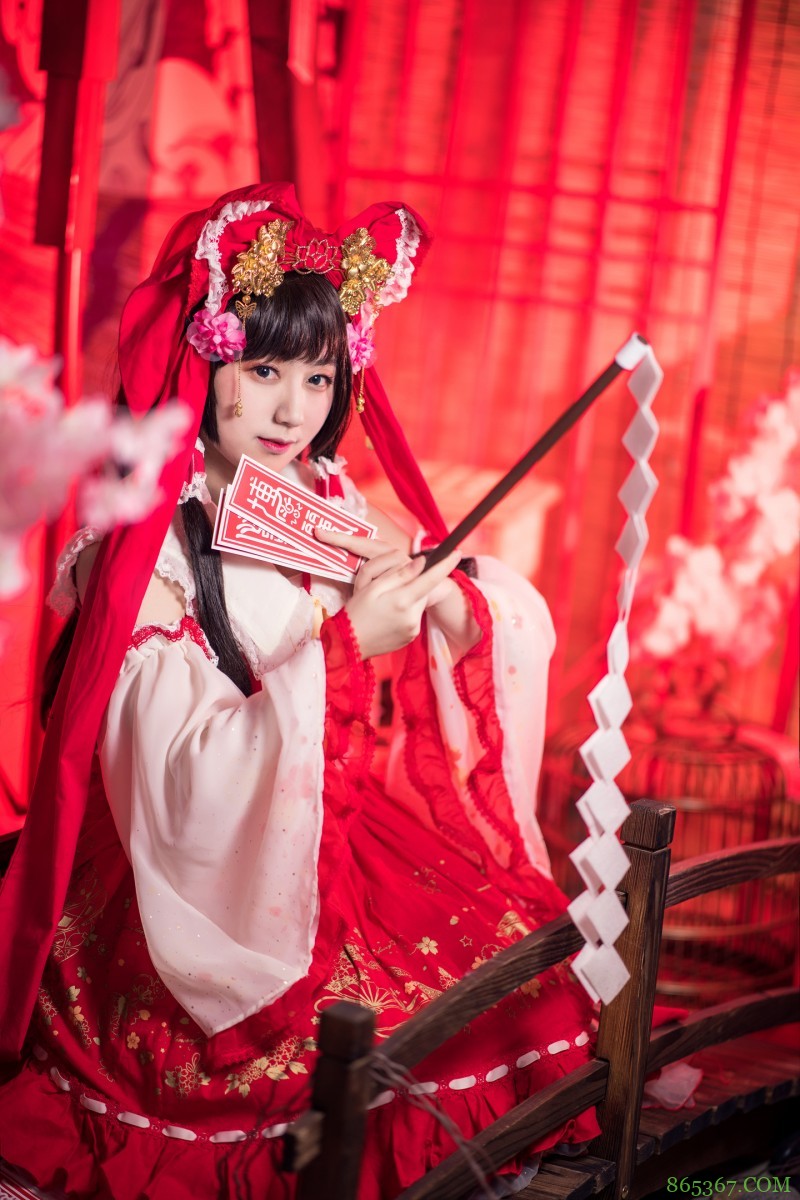 cos：东方project-你会喜欢这么可爱的灵梦吧。