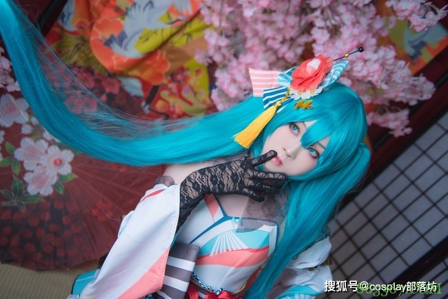 cos:公主殿下初音和服cos正片@酥乣是个屑
