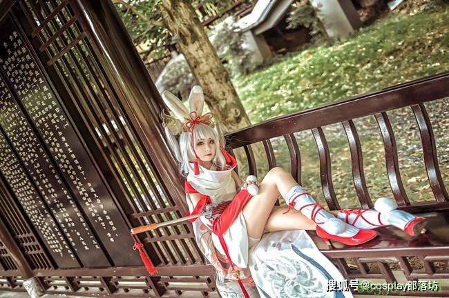 cos：王者荣耀公孙离祈雪灵祝cos正片@胤狐青火