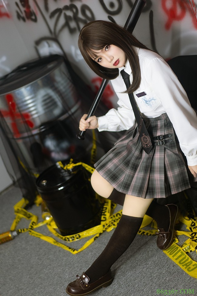 JK制服:个性十足的酷酷女孩