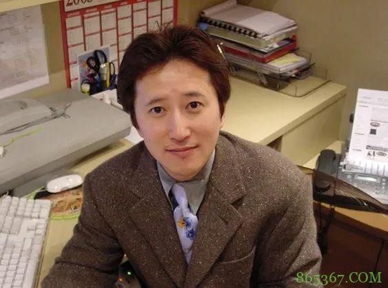 JOJO作者知道自己不显老么？不仅知道，他还对此吐槽和调侃过呢！