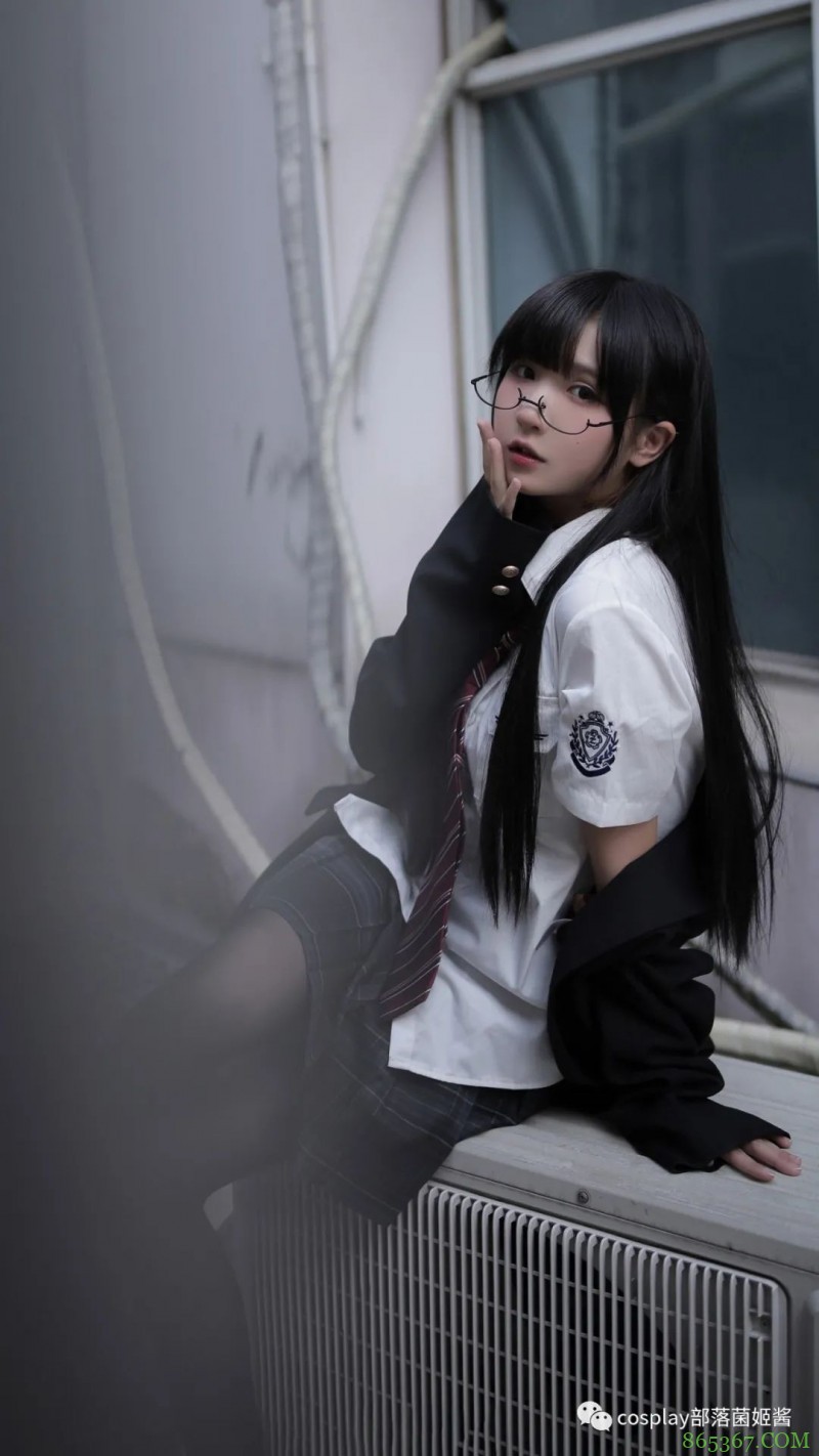 JK少女：小猫咪总是用故意犯错来试探主人的爱