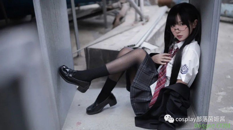 JK少女：小猫咪总是用故意犯错来试探主人的爱