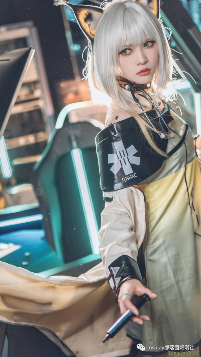 cos：明日方舟凯尔希cos正片@不绿酱