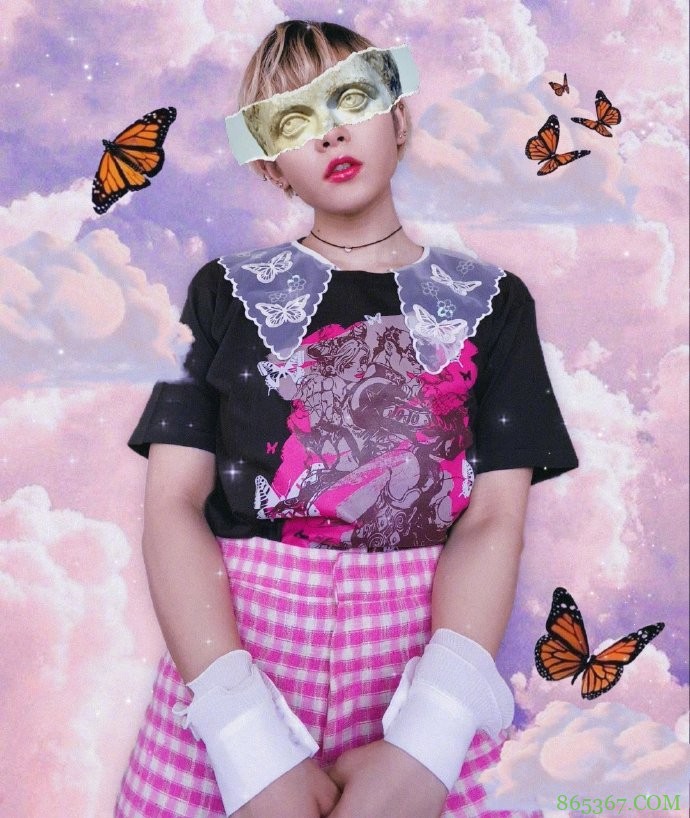 徐伦声优当模特,展示JOJO父女主题T恤,网友提议可以出COS