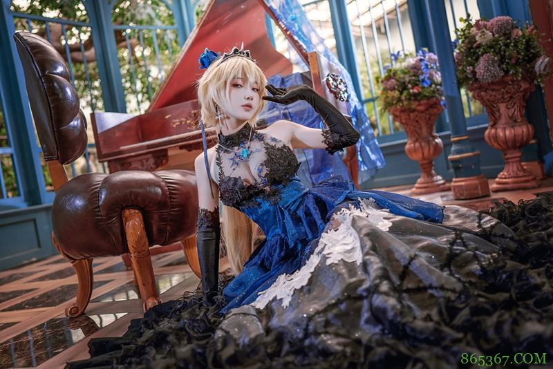 zdhs_09.jpg 微博网红coser – 阿包也是兔娘 贞德婚纱【26P/663MB】