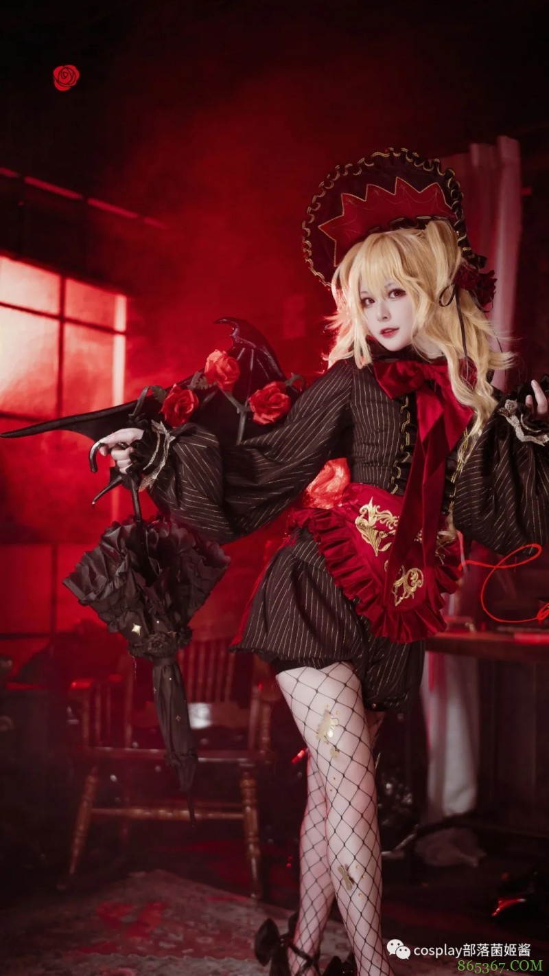 cos：四叶草剧场卡塔琳娜和米诺朵拉cos正片