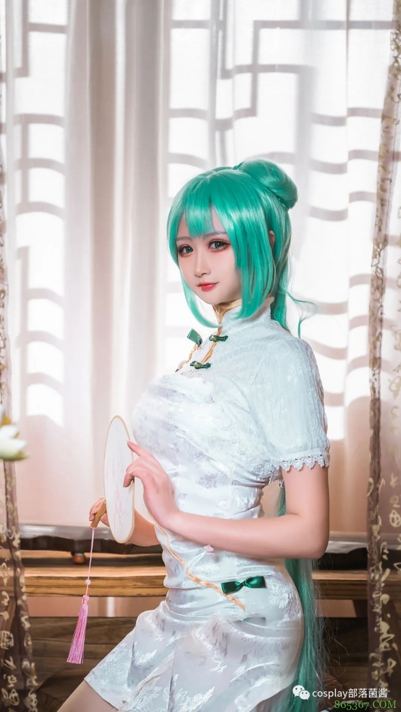 cos：初音未来Miku韶华旗袍cos正片@促织