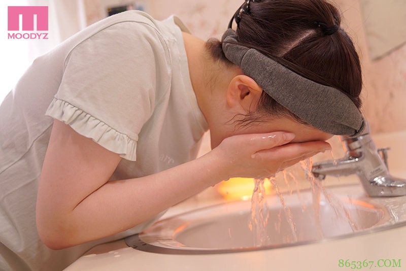 9月最可爱的粉红色!美肌宛如3岁童!八神未来素颜不怕你看! …