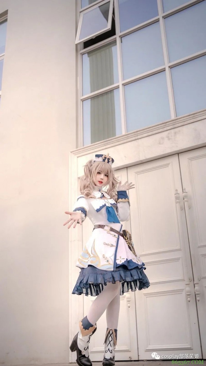 cos：原神祈礼牧师芭芭拉cos正片@李若雨