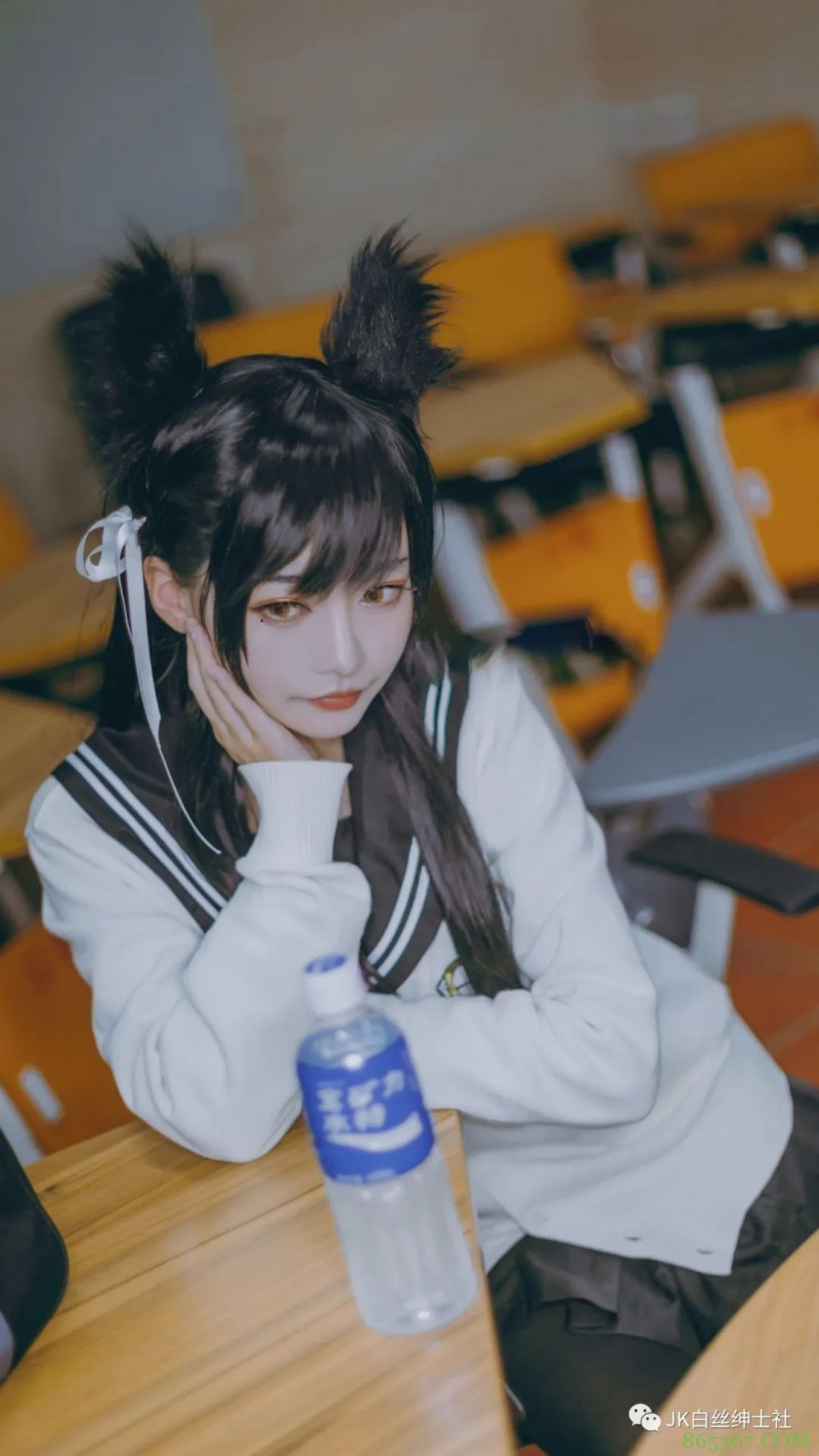 cos:碧蓝航线愛宕学园幻想曲cos正片@神本无尾