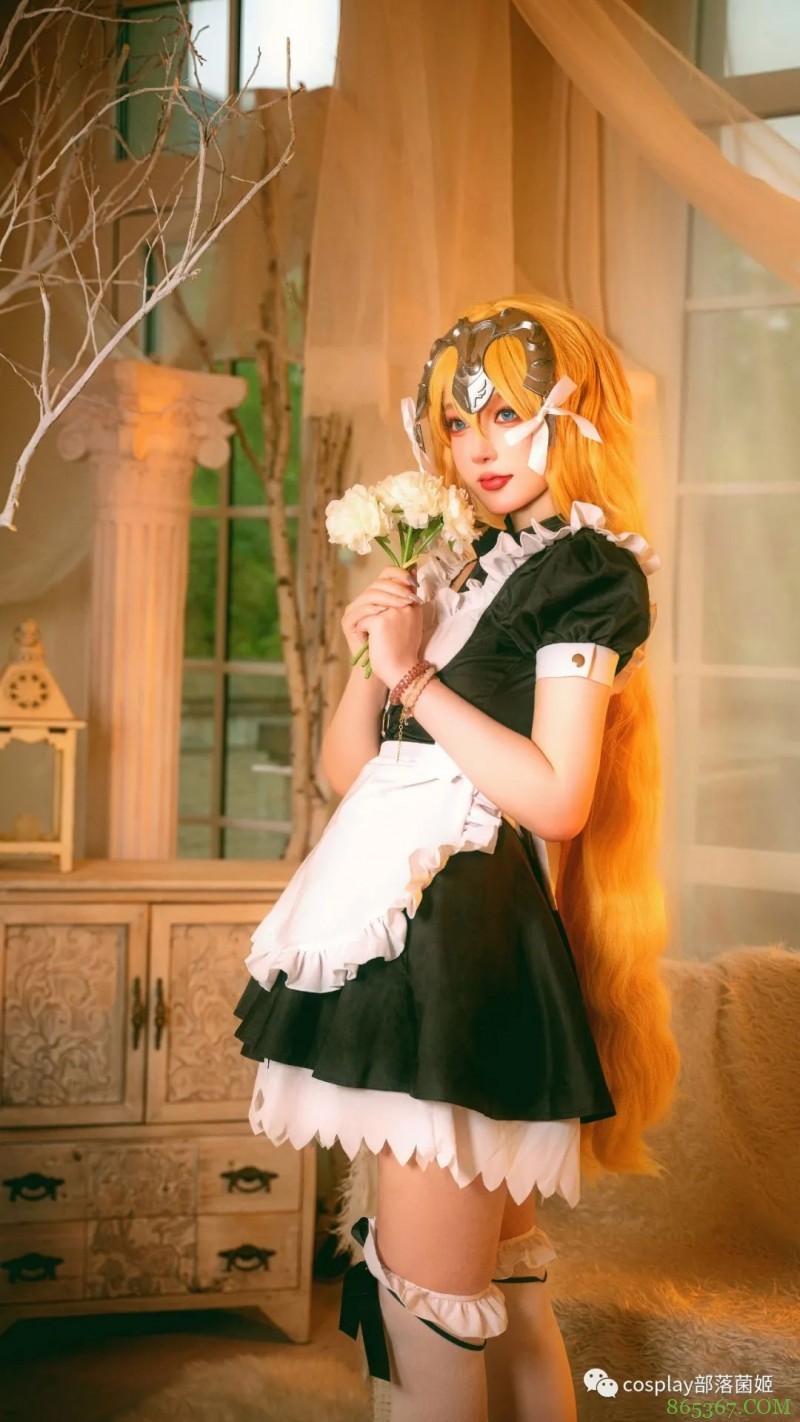 cos:白贞女仆cos正片@阿洛洛,莫名岁月静好