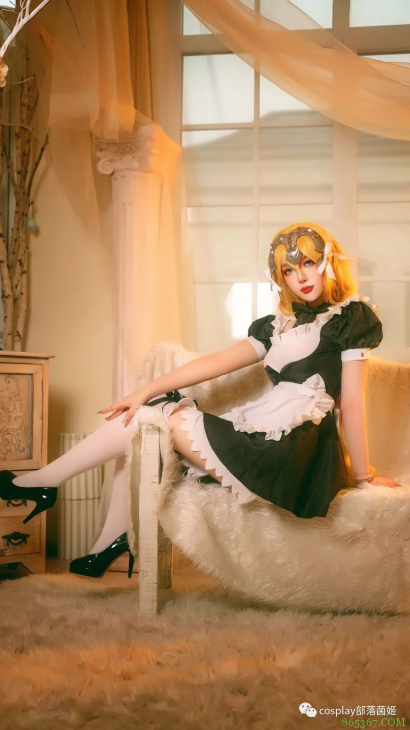 cos:白贞女仆cos正片@阿洛洛,莫名岁月静好