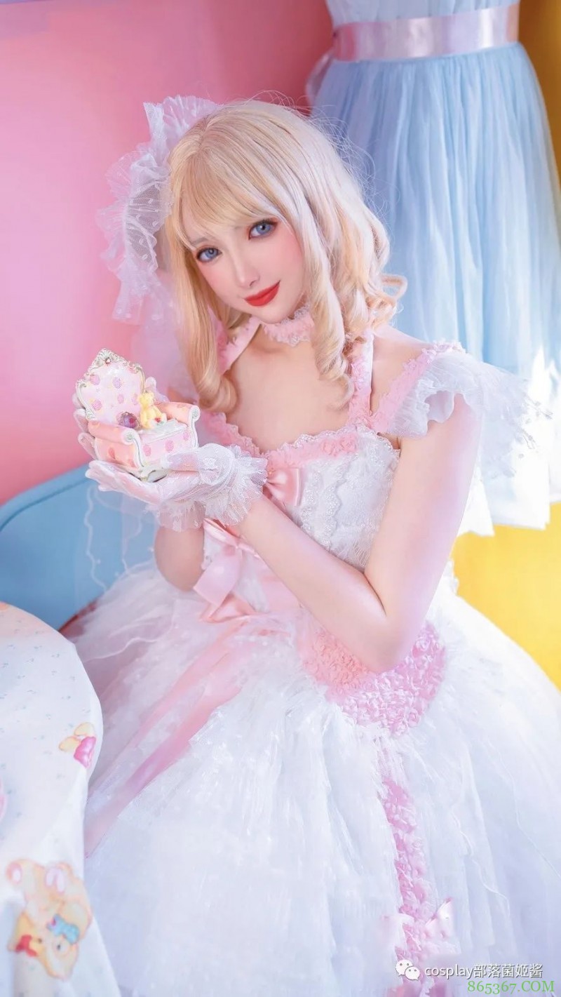 Lolita：拇指姑娘犹如儿时的甜蜜蛋糕