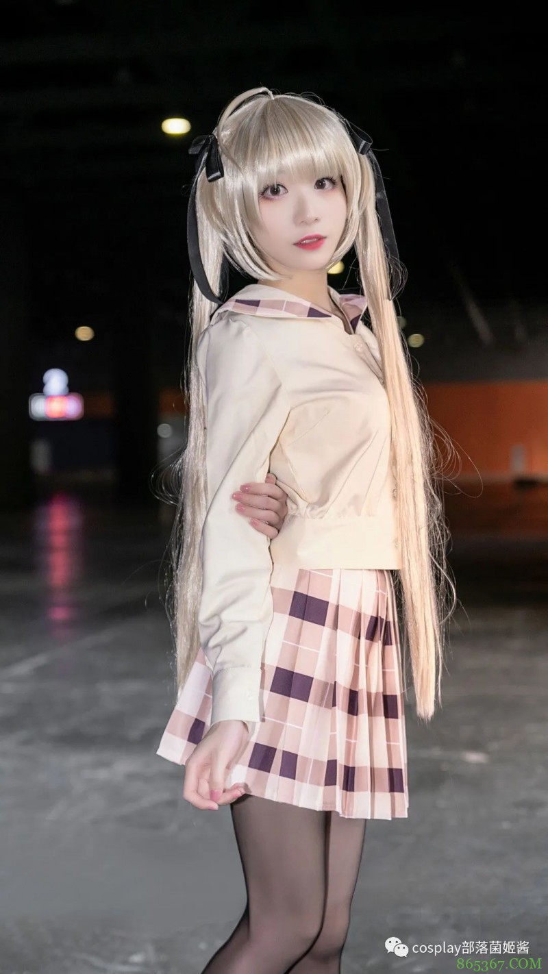 cos：漫展穹妹cos正片@Tomoyo酱，很可爱呢