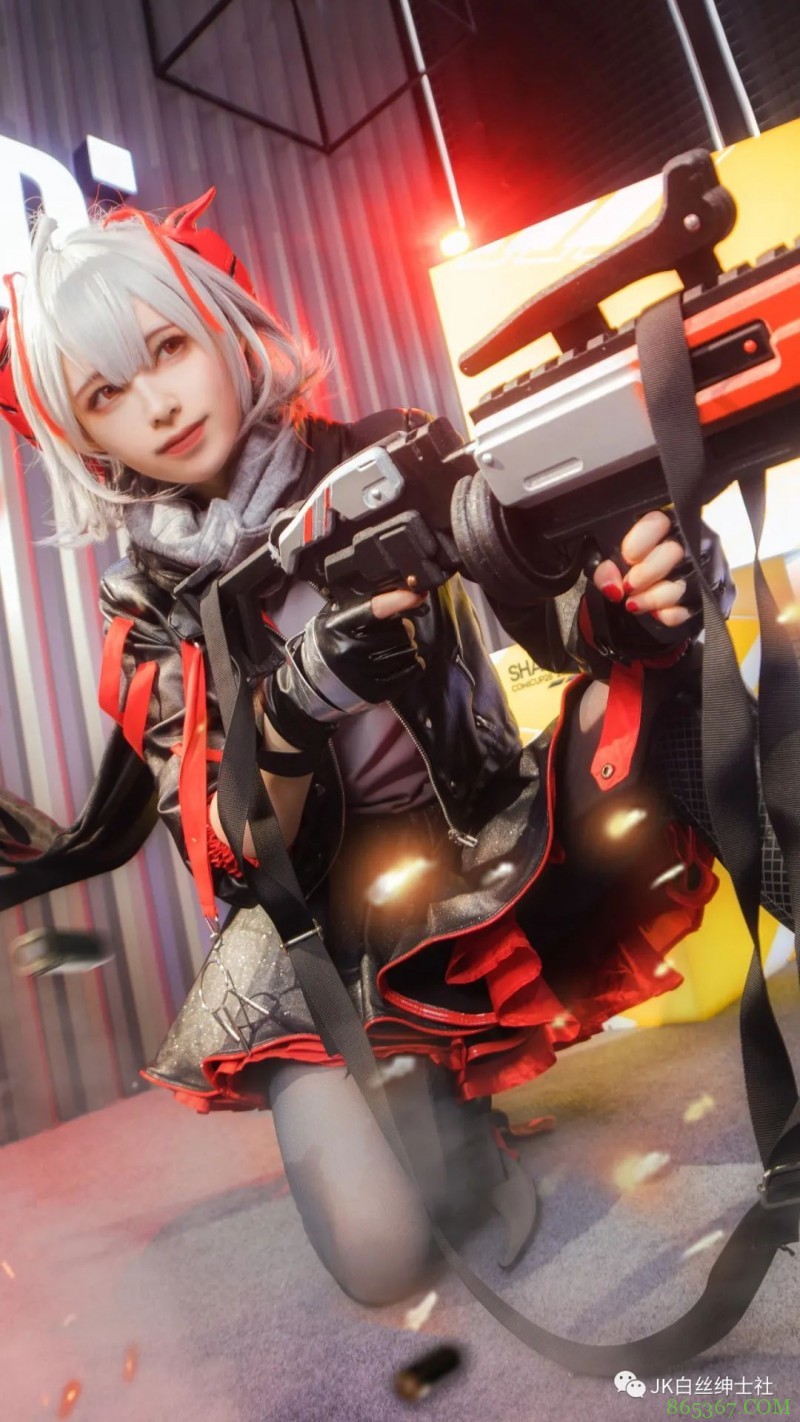 cos：明日方舟cp2中帅气得W@爵冷