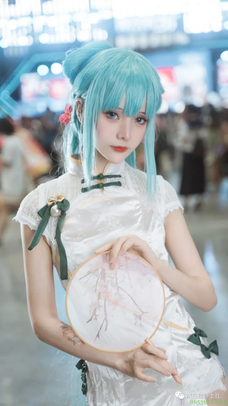 cos：初音韶华旗袍场照@娜娜